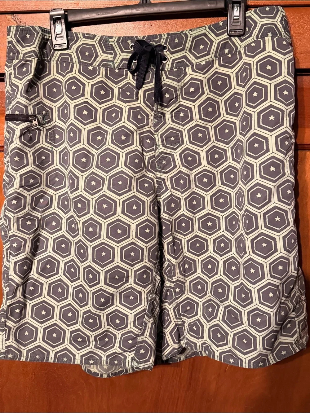 Patagonia geometric print wayfarer board swim shorts 9”